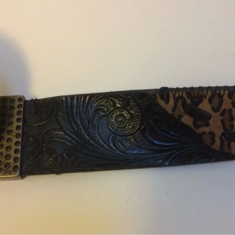 Chico's tooled black leather belt  Leopard Pattern etched brass buckle